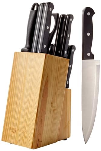 Amazon Basics Conjunto de facas de cozinha de aço inoxidável de alto carbono de 14 peças com apontador e bloco de madeira de pinheiro, preto